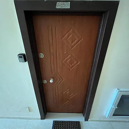 Tushemisht View Apartment